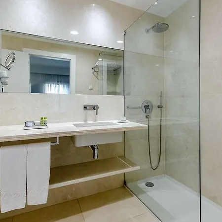 Olissippo Saldanha Hotel 4*